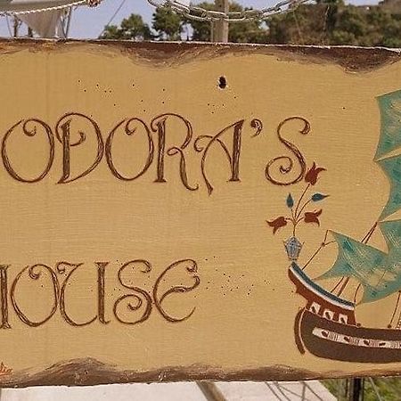 Theodora'S House Overlooking Valtos Hotel Parga Esterno foto