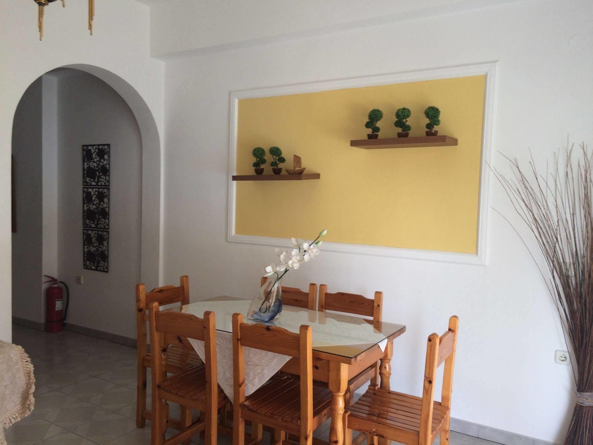Theodora'S House Overlooking Valtos Hotel Parga Esterno foto