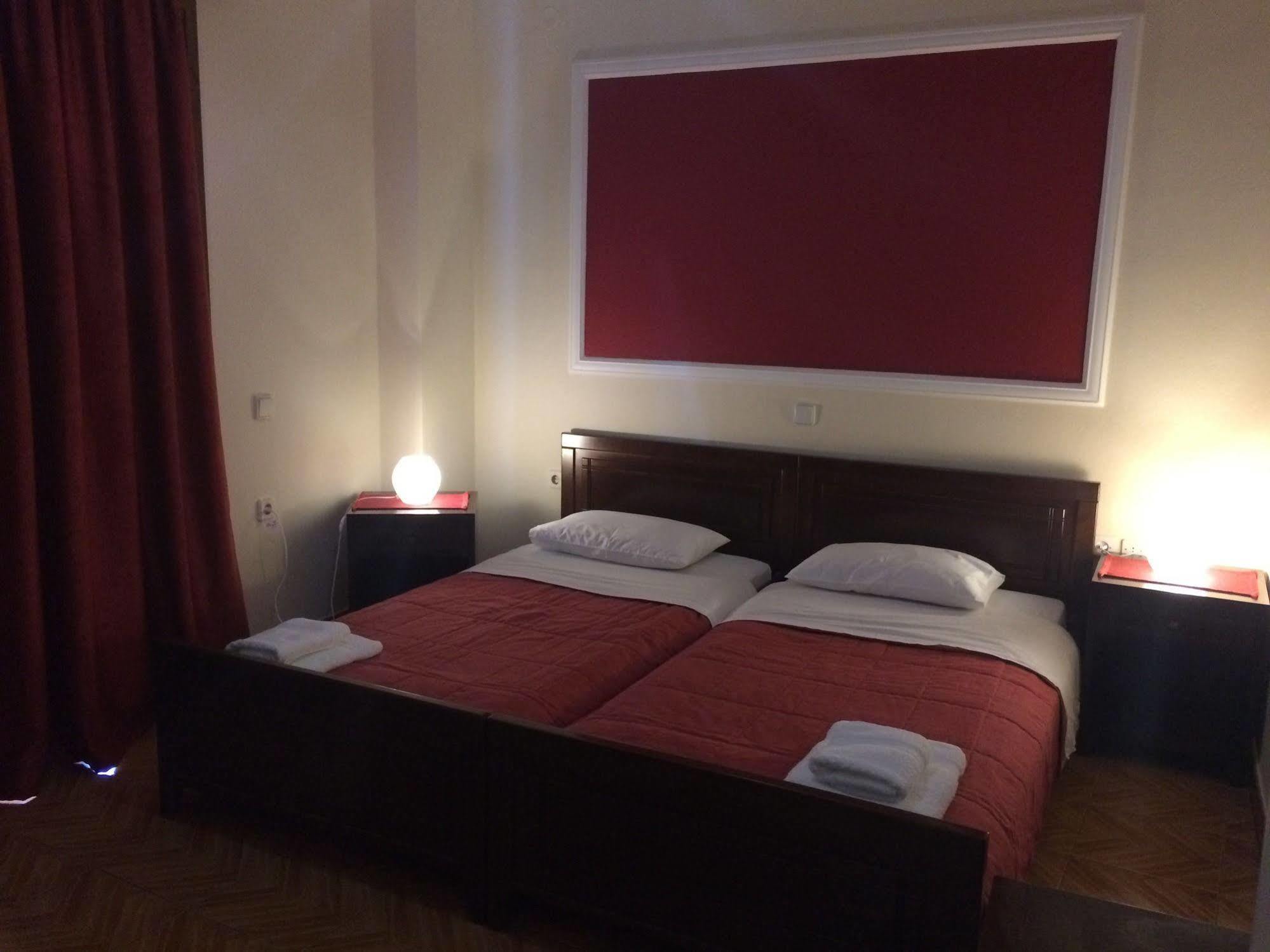 Theodora'S House Overlooking Valtos Hotel Parga Esterno foto